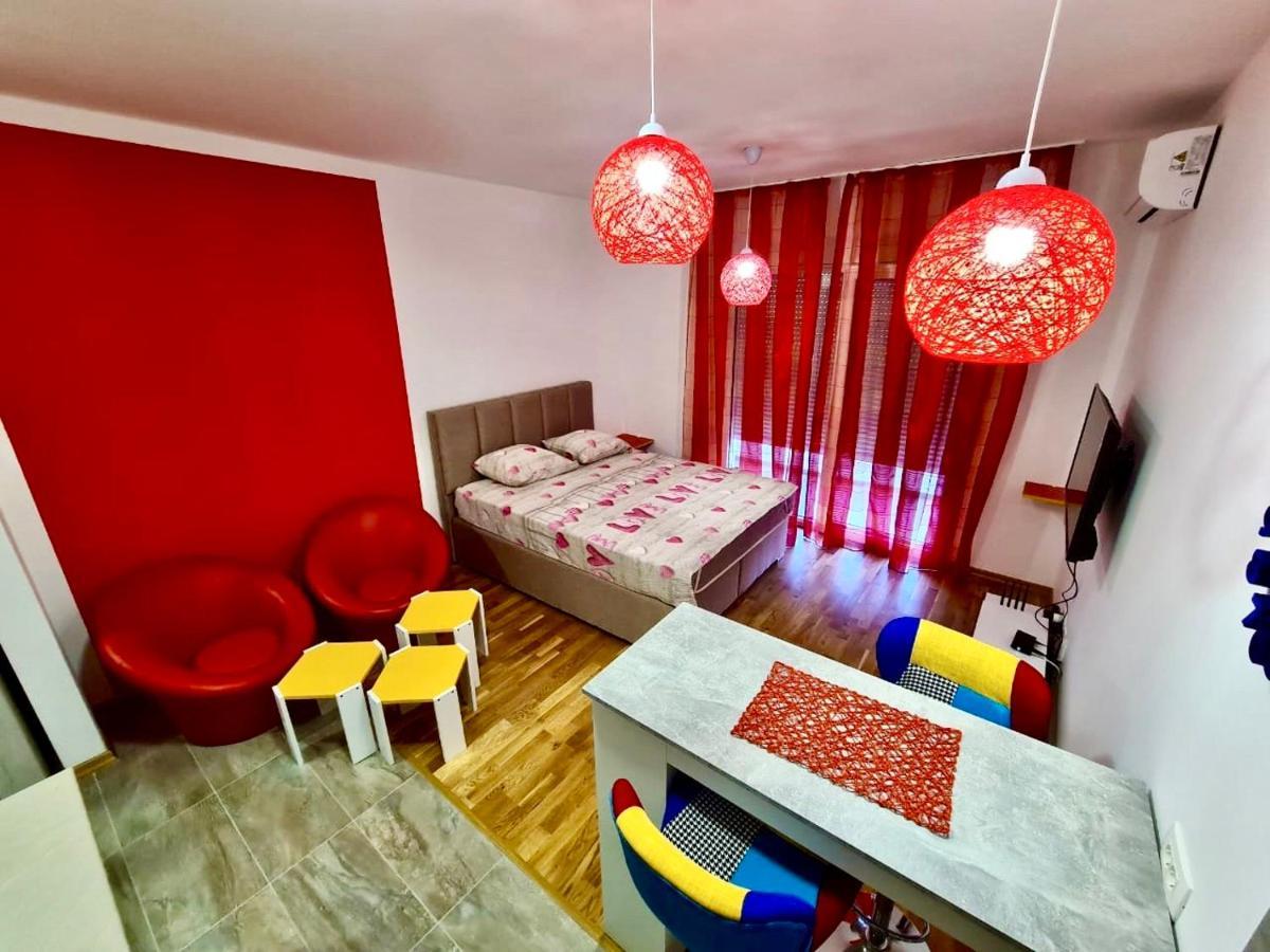Naki Apartments Подгорица Экстерьер фото