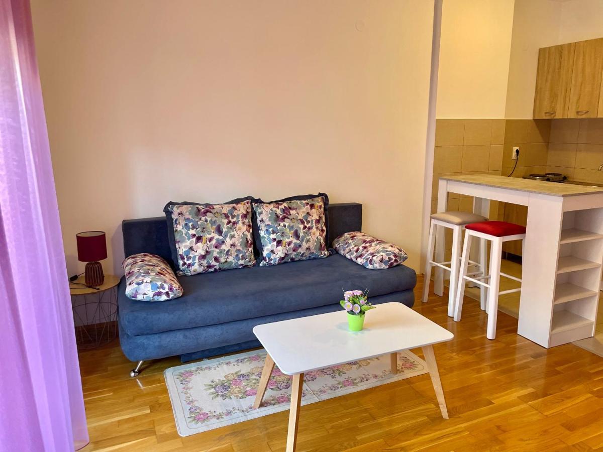 Naki Apartments Подгорица Экстерьер фото