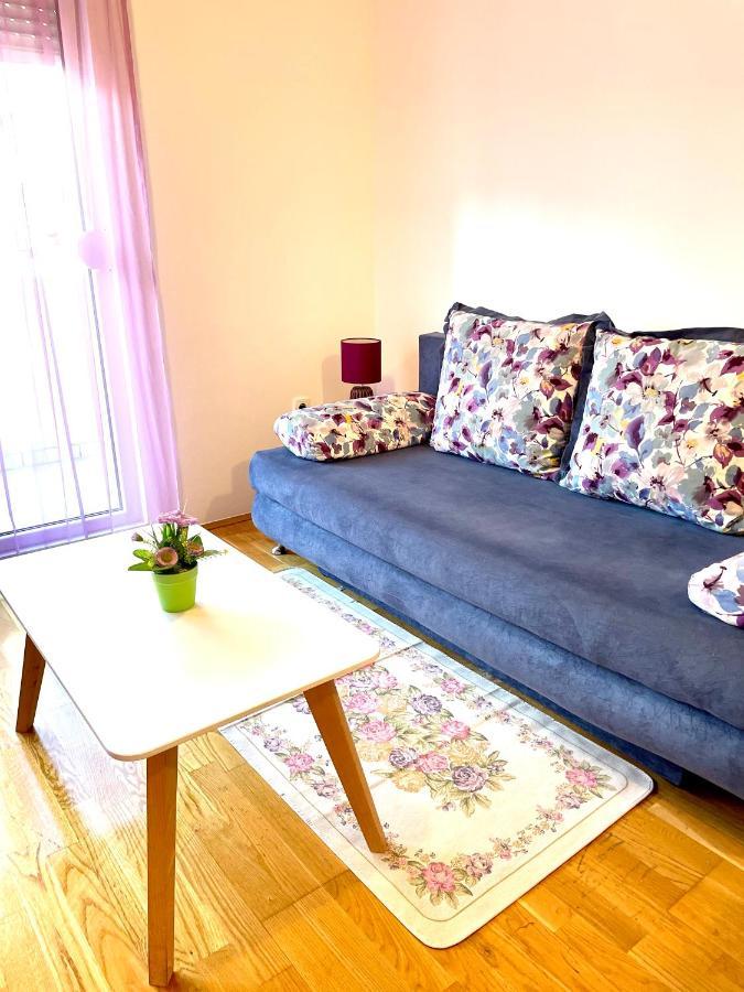 Naki Apartments Подгорица Экстерьер фото