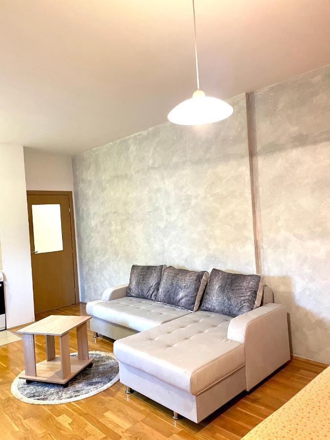 Naki Apartments Подгорица Экстерьер фото