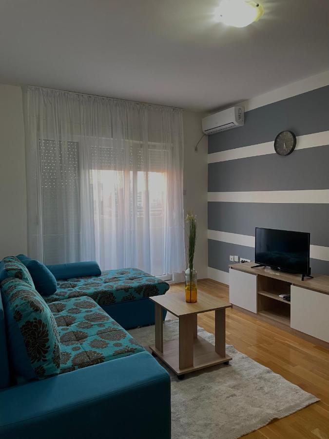 Naki Apartments Подгорица Экстерьер фото