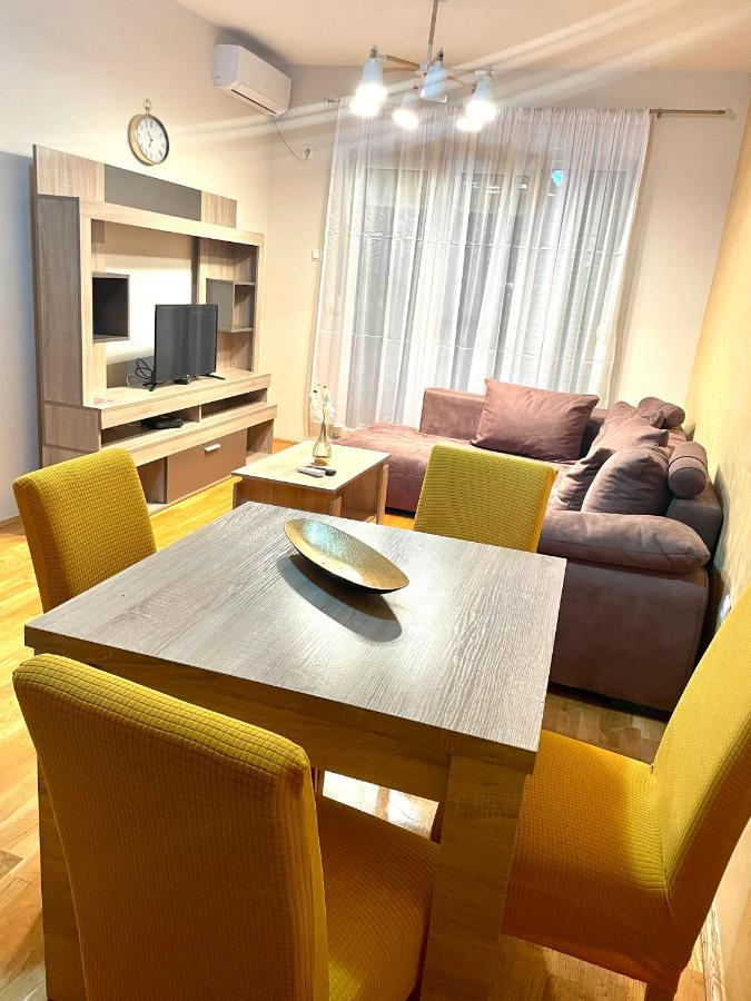 Naki Apartments Подгорица Экстерьер фото