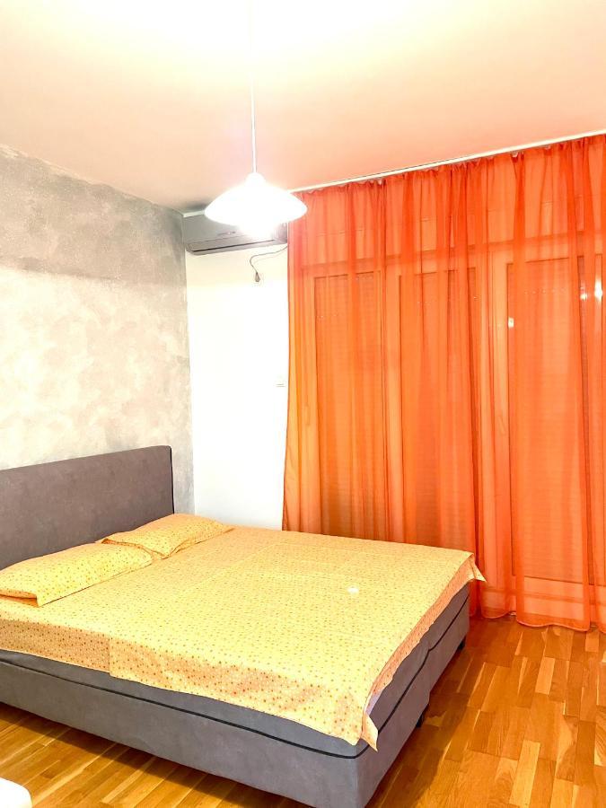 Naki Apartments Подгорица Экстерьер фото