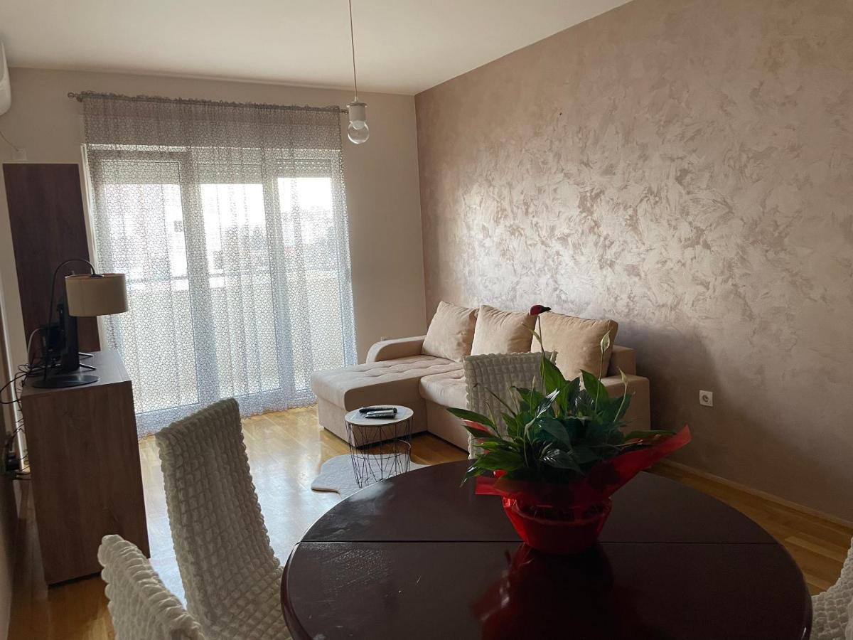 Naki Apartments Подгорица Экстерьер фото